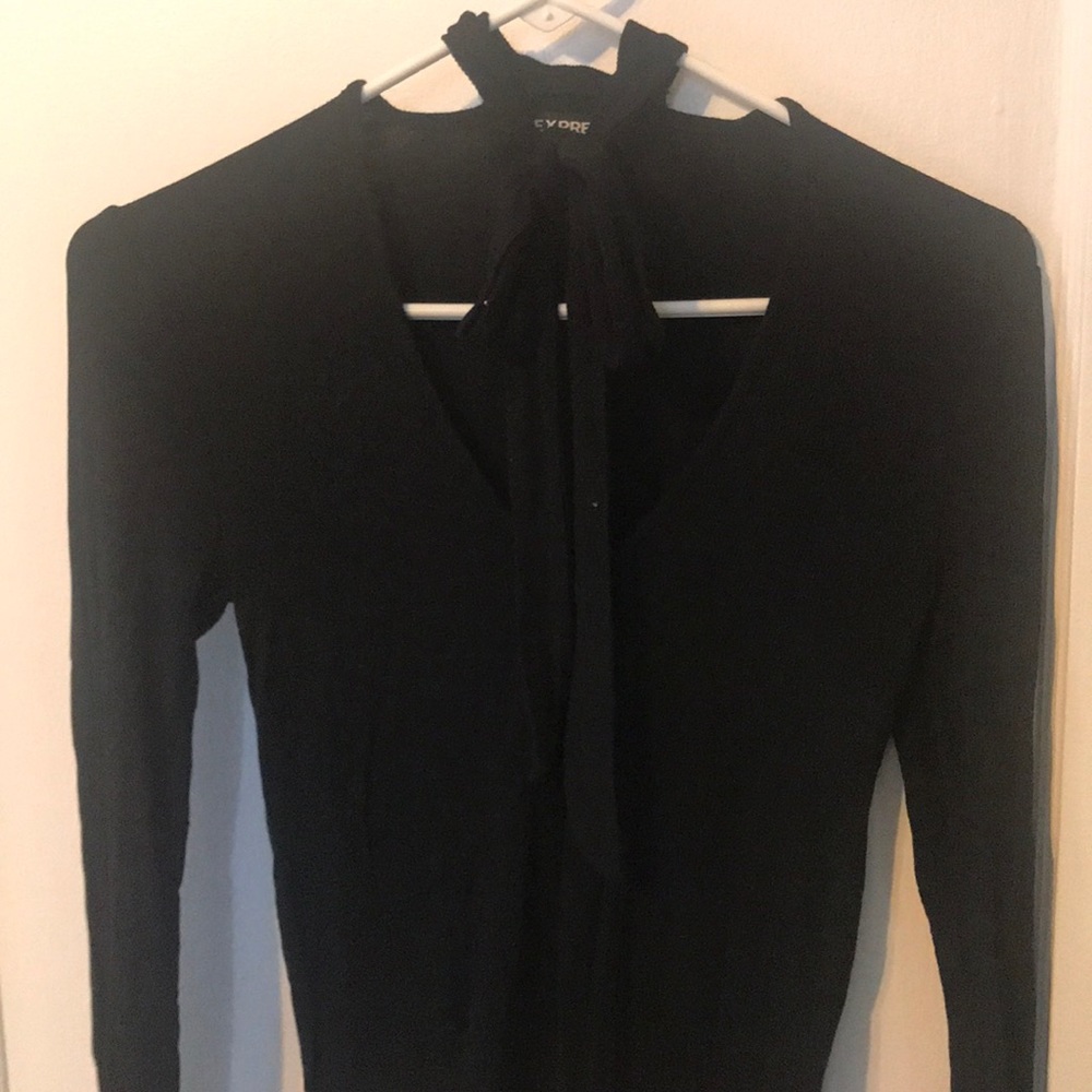 Express shirt with tie neck